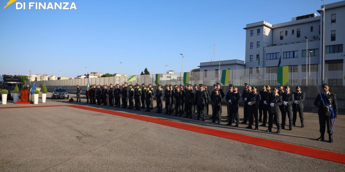 Celebrato anche a Crotone il 251esimo anniversario delle Fiamme Gialle