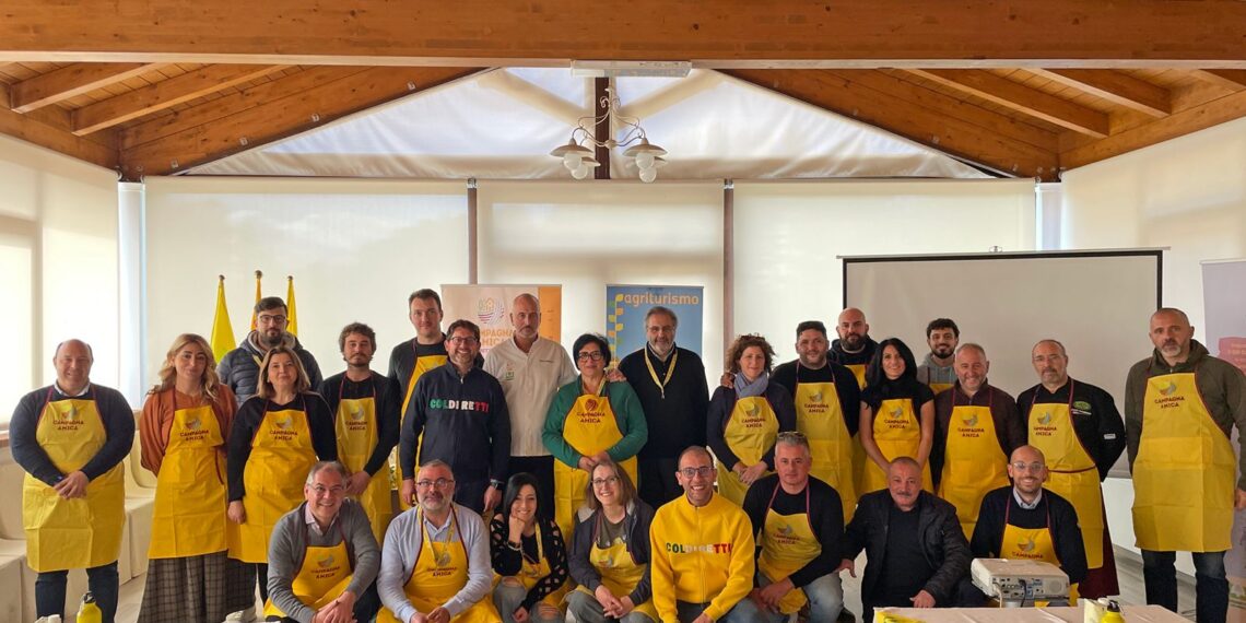 Si conclude il Corso professionale regionale per Cuochi Contadini di Campagna Amica e Terranostra Calabria 1 Si conclude il Corso professionale regionale per Cuochi Contadini di Campagna Amica e Terranostra Calabria