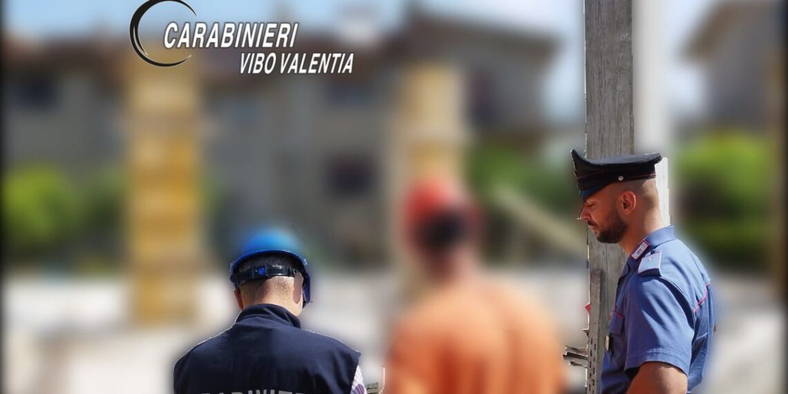 Sicurezza nei cantieri: nel Vibonese cinque imprese irregolari, lavoratori in nero e sospensioni delle attività