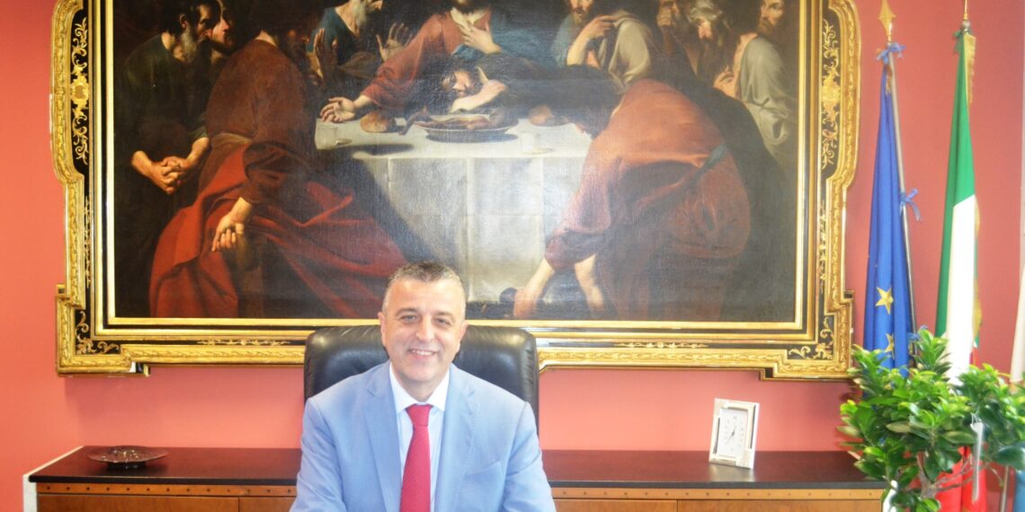 Lettera aperta del presidente della Provincia di Vibo Valentia ai cittadini 1 Lettera aperta del presidente della Provincia di Vibo Valentia ai cittadini