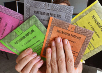 Dal referendum strumentalizzato, la lezione volutamente ignorata: la democrazia sempre più debole è a rischio