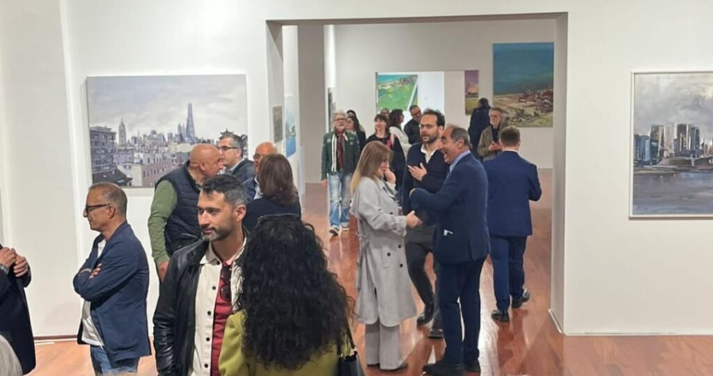 Il prestigioso critico Marco Meneguzzo presenta il catalogo di Alessandro Russo a chiusura della mostra 8 WhatsApp Image 2025 06 12 at 11.59.39 1