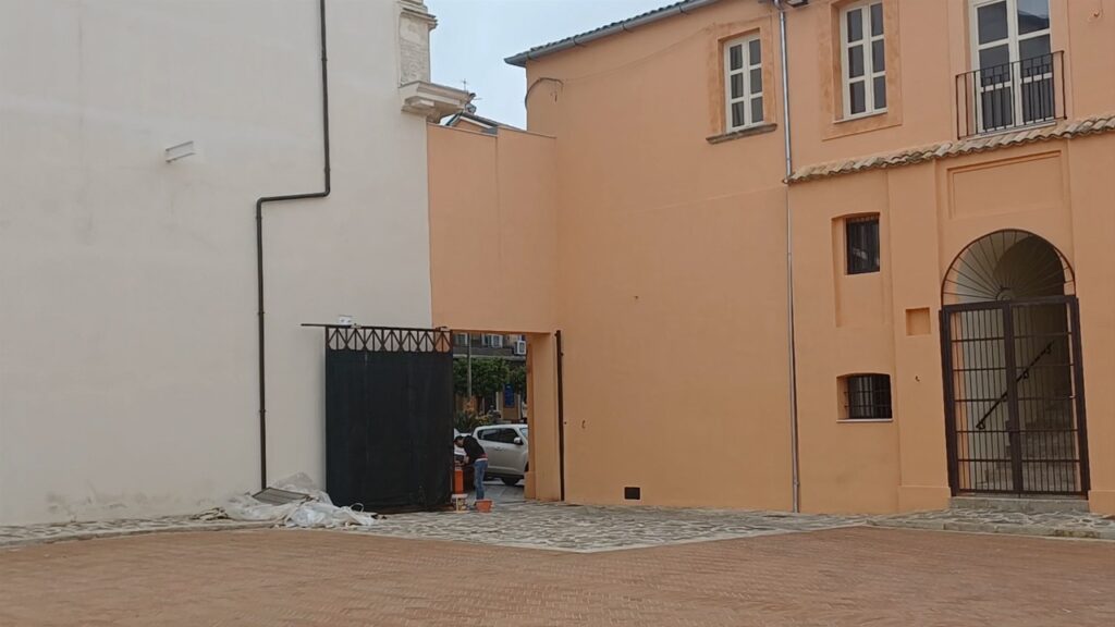 “Ex caserma Garibaldi”, il comando dei Carabinieri rinuncia all’immobile. Adesso serve serietà e visione alta 4 WhatsApp Image 2025 06 12 at 15.22.12