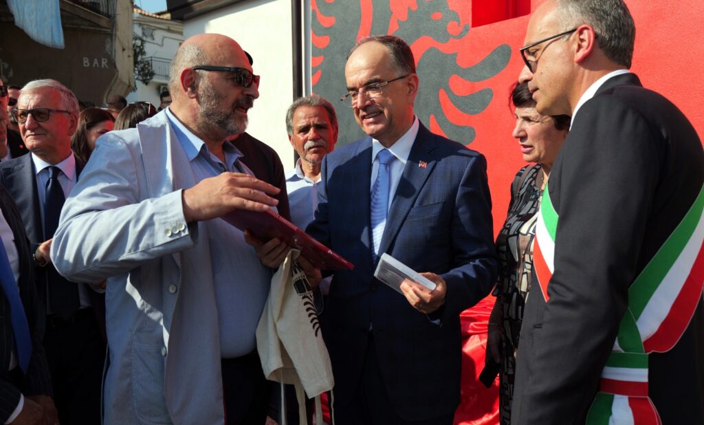 Il Presidente d'Albania Begaj in Calabria. L'interessante visita a Marcedusa 4 WhatsApp Image 2025 06 26 at 15.14.58