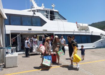 Vibo Marina ponte per le Isole Eolie, una lunga tradizione che ogni anno si rafforza nel periodo estivo (VIDEO)