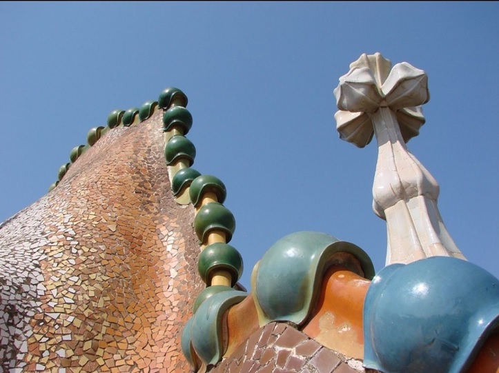 Barcellona: di casa in casa, una passeggiata modernista sulle orme di Gaudí 4 barcellona 1