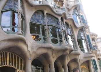 Barcellona: di casa in casa, una passeggiata modernista sulle orme di Gaudí