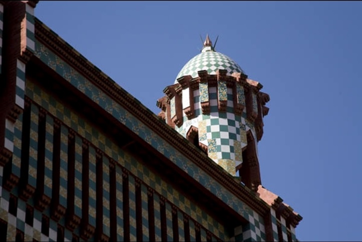 Barcellona: di casa in casa, una passeggiata modernista sulle orme di Gaudí 5 barcellona 5