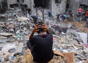 Restare umani, restare credenti. Nel tempo dei morti che non fanno più notizia