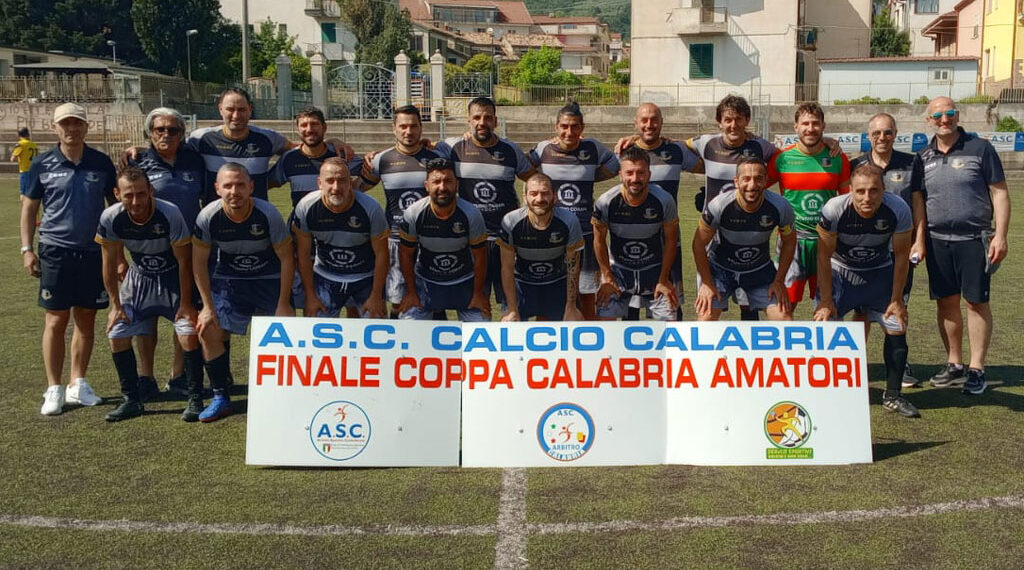 La Nuova Soverato Amatori Amici di Beppe Teti vince la 4° edizione della Coppa Calabria amatori ASC over 35