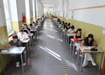 Questa mattina migliaia di maturandi alle prese con la prova di italiano