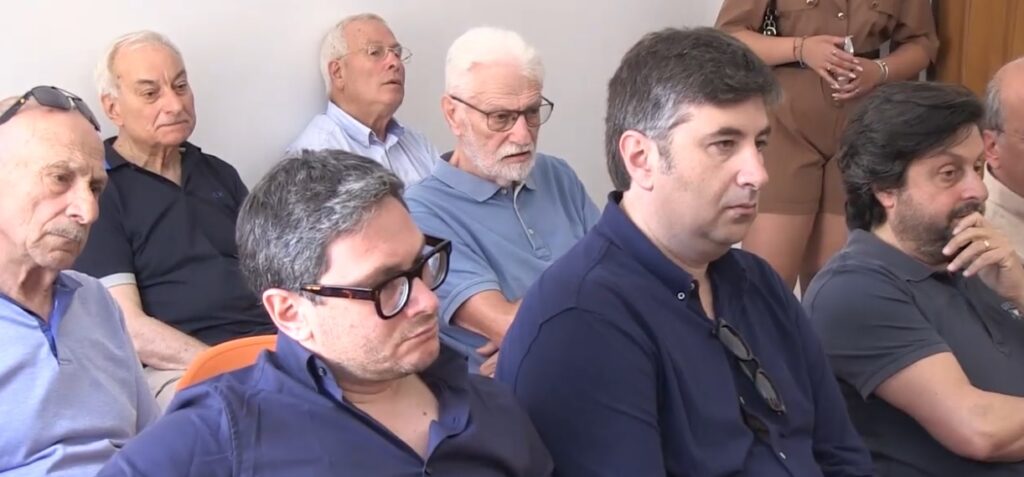 Vibo Valentia, un territorio aggredito dal cemento. Umanesimo sociale presenta un suo rapporto (VIDEO) 3 umanesimo 4