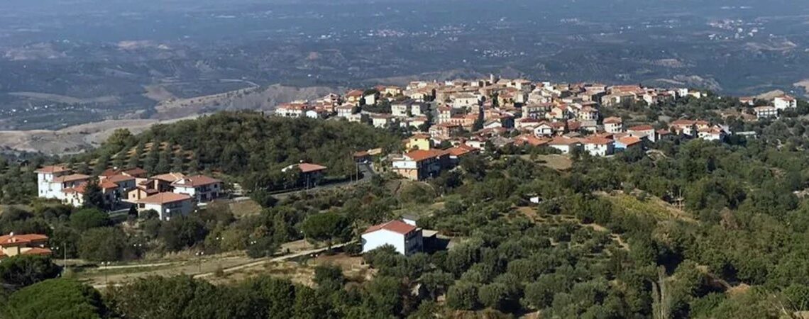 A Vakarici sbarcano giornalisti e tour operator stranieri per il primo educational promosso dal Gal 1 A Vakarici sbarcano giornalisti e tour operator stranieri per il primo educational promosso dal Gal