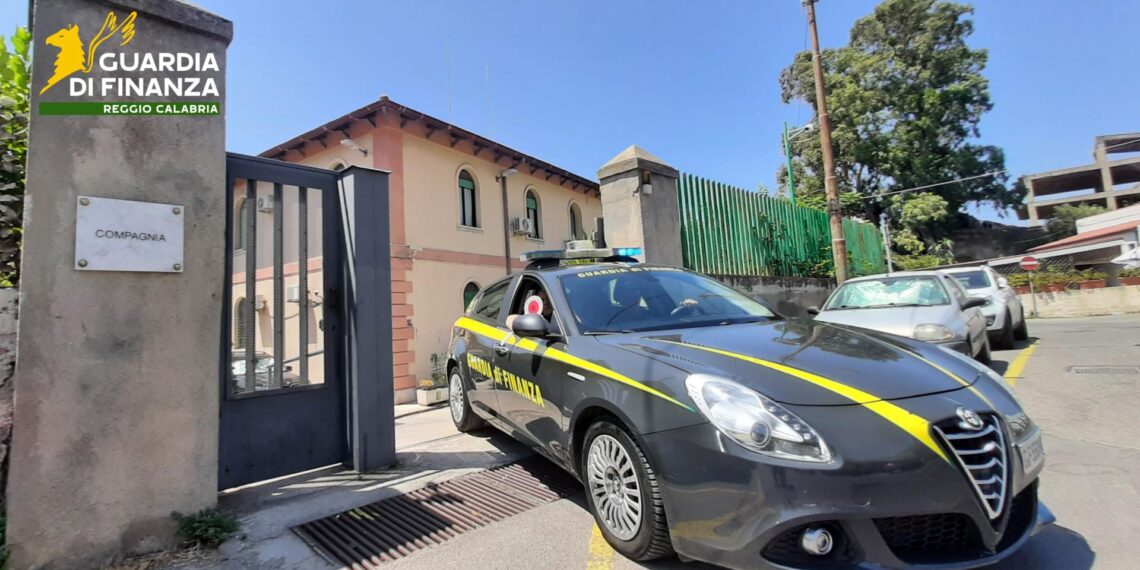 Confiscati beni immobili per quasi 2 milioni di euro ad un commercialista di Melito di Porto Salvo