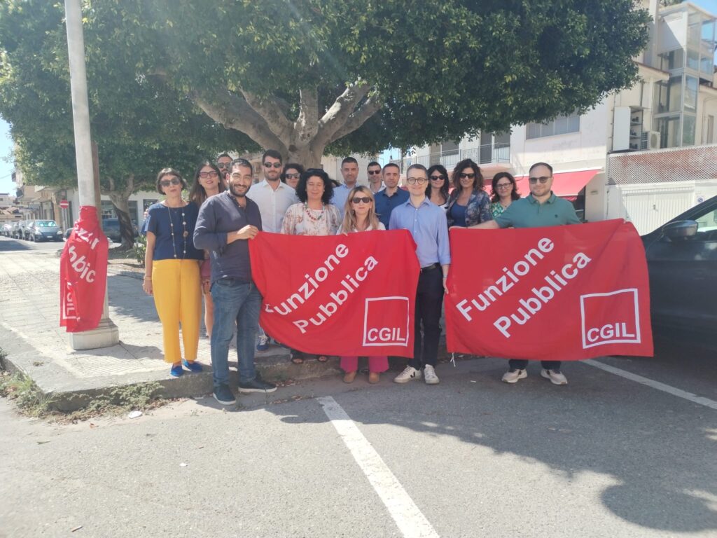 Precari della Giustizia, continua anche in Calabria la mobilitazione per chiedere la stabilizzazione 4 514325179 1133458832141607 6688836247961040031 n