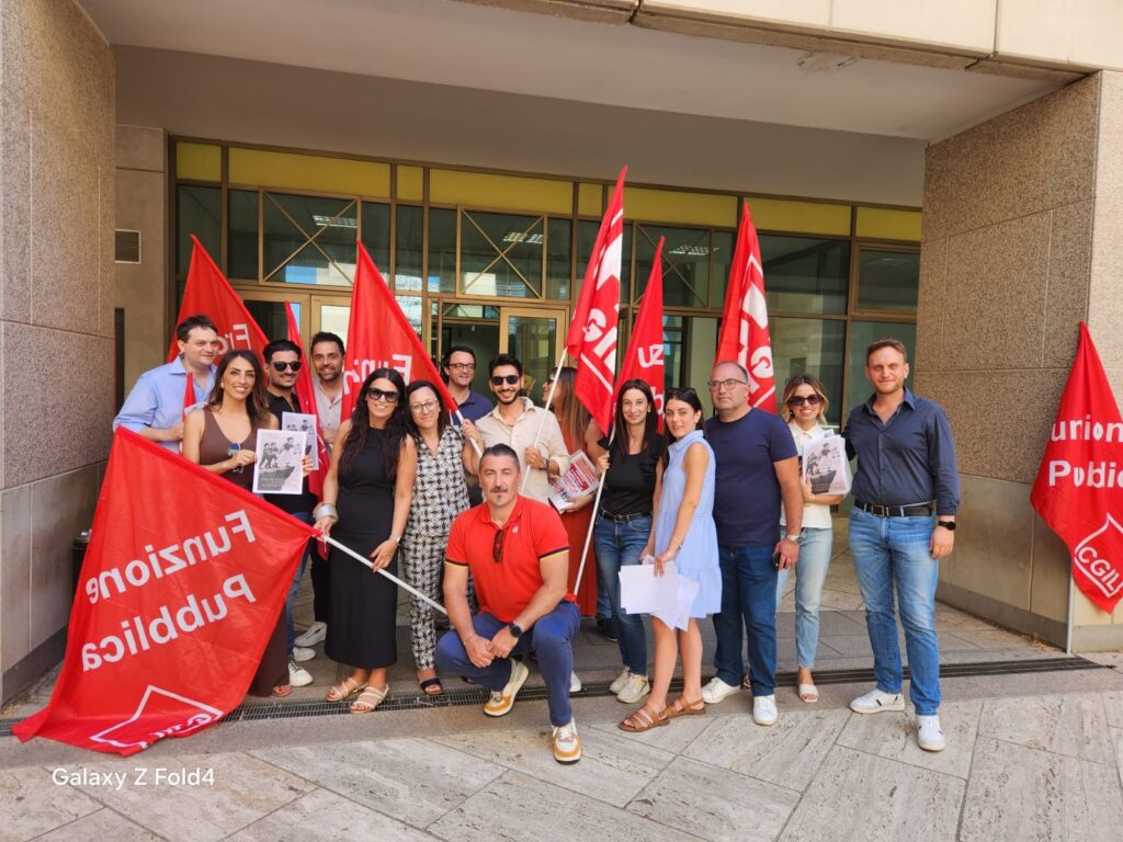 Precari della Giustizia, continua anche in Calabria la mobilitazione per chiedere la stabilizzazione 3 514542596 1133458802141610 4363286423832818116 n