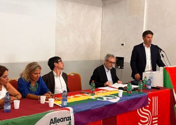 Il consigliere regionale Antonio Lo Schiavo aderisce a Sinistra italiana insieme a 102 tra amministratori e attivisti