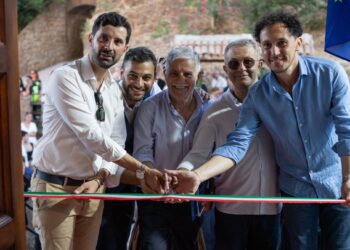 Palmi celebra la rinascita di Villa Repaci: inaugurato il progetto culturale “La Raffica” (VIDEO)