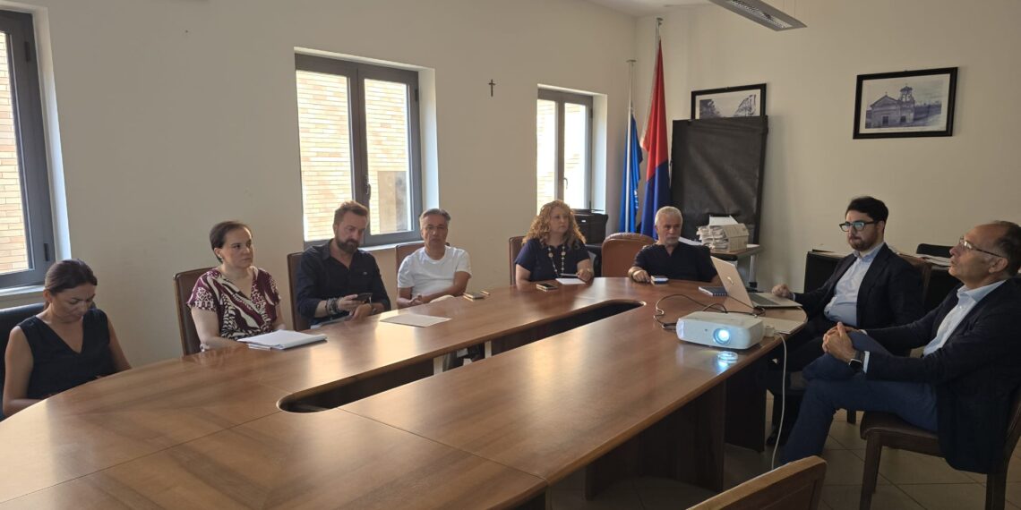 Vibo Valentia diventa il primo comune italiano a monitorare in tempo reale impatti delle politiche e spesa pubblica