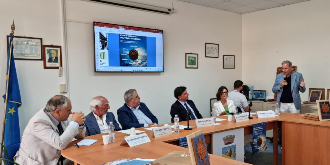 Overtourism, Raffaele Greco (Parchi marini): dalla tutela più fruizione, inclusione ed economia 1 Overtourism, Raffaele Greco (Parchi marini): dalla tutela più fruizione, inclusione ed economia