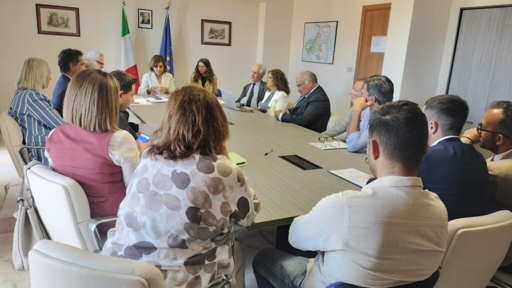 Nasce la Sezione Territoriale della Rete del Lavoro Agricolo di Qualità a Vibo Valentia 3 WhatsApp Image 2025 07 09 at 16.43.00