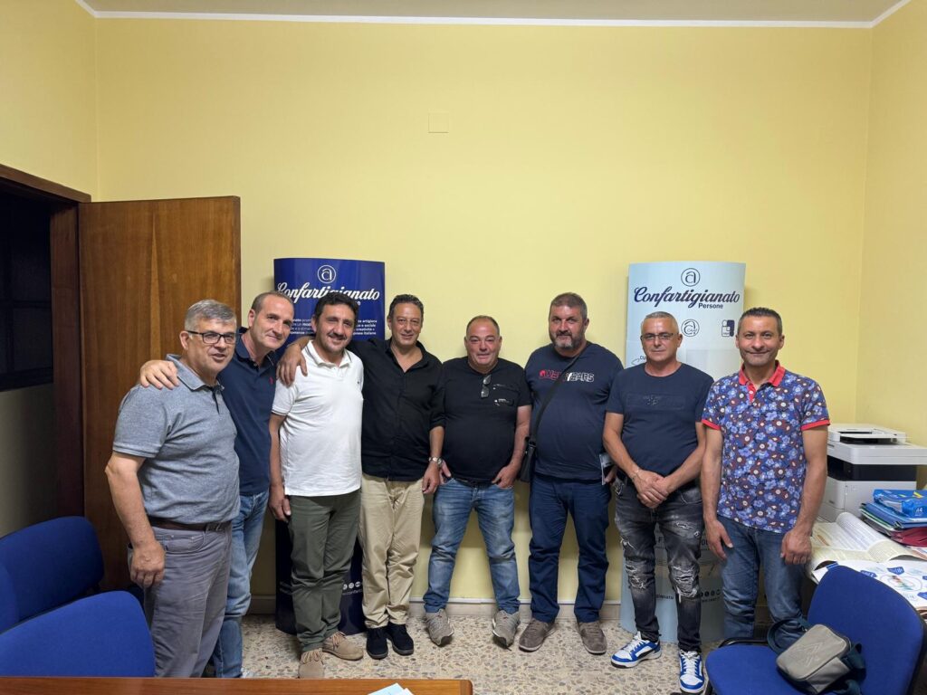 Nasce la Categoria Edile di Confartigianato Vibo Valentia. Eletto Presidente Filippo Mangone 2 WhatsApp Image 2025 07 15 at 08.12.19