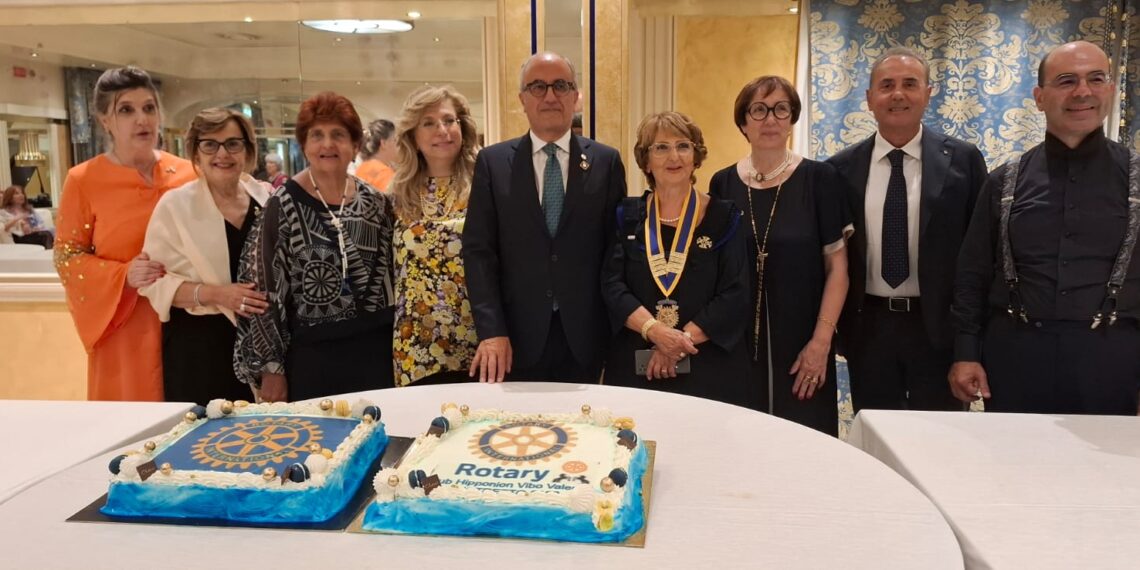 Daniela Rotino si insedia alla presidenza del Rotary Club Hipponion Vibo Valentia