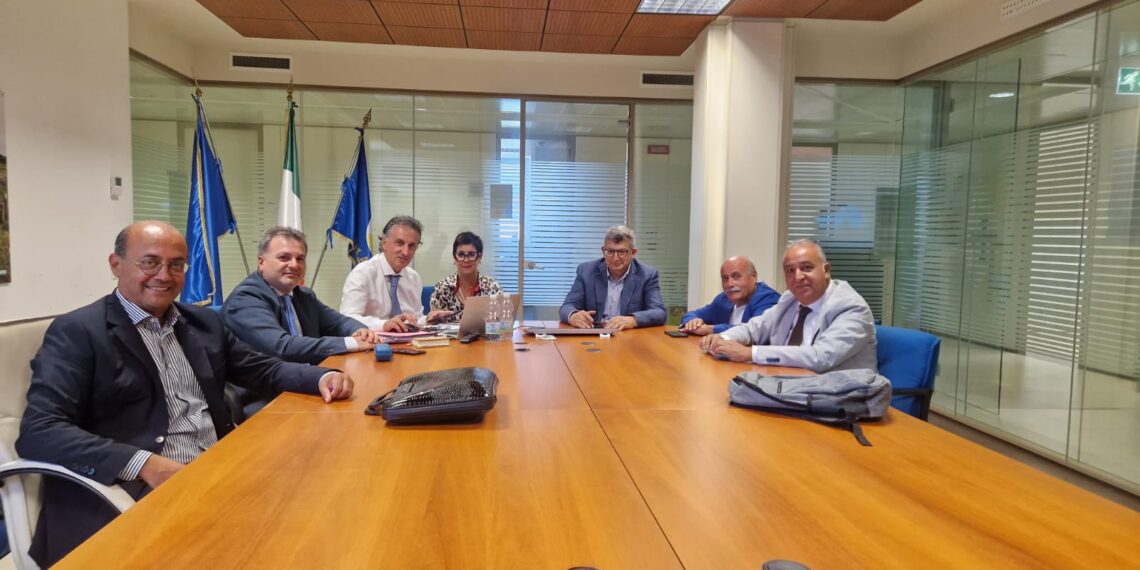 Piccoli passi avanti per la sanità vibonese. Tavolo tecnico impegnato in un doppio appuntamento sembrato costruttivo