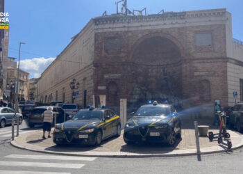 Sequestrati beni immobili, terreni, quote societarie a 3 persone riconducibili al clan Arena (VIDEO)