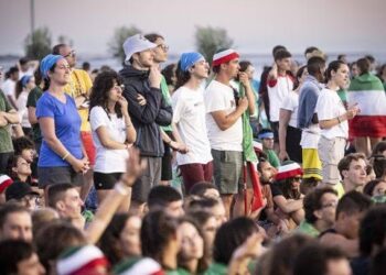 Giovani in cammino: oltre l’apparenza, una sete di senso