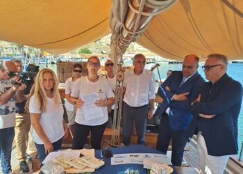 Arriva Goletta Verde ed il mare calabrese anche quest’anno riscopre le sue solite criticità (VIDEO)