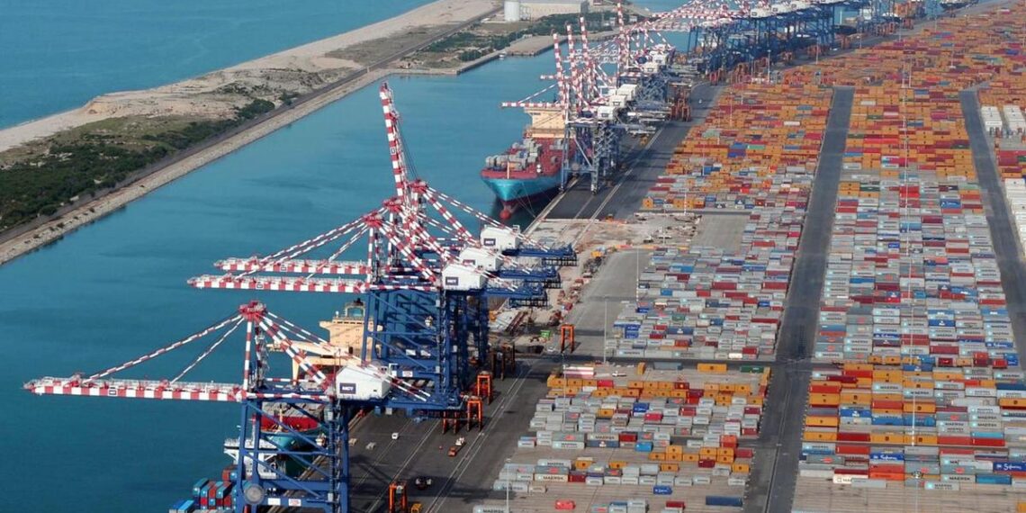 Incubo Ets sul porto di Gioia Tauro: l’allarme di Assarmatori, le preoccupazioni della Fit Cisl