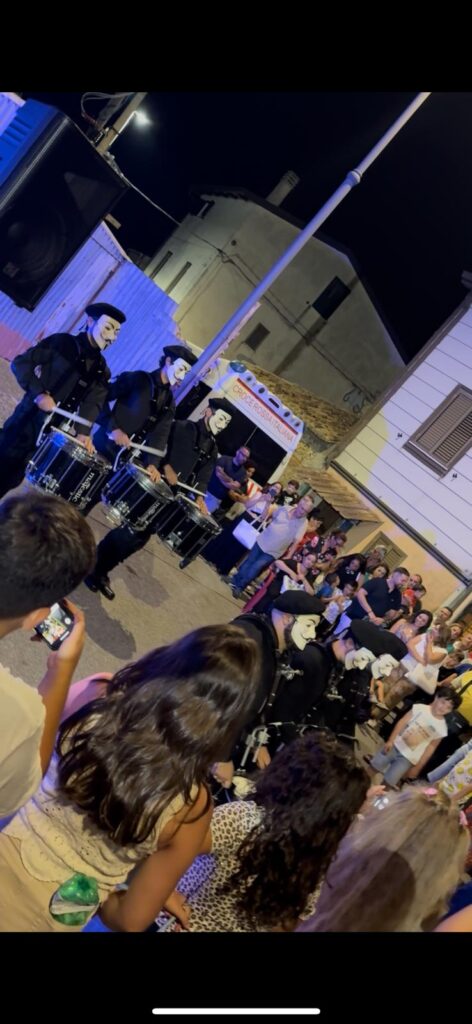 A Triparni una serata indimenticabile di luci, musica e sorrisi 3 1000044685