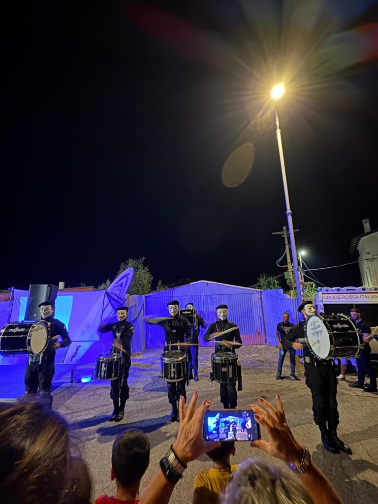 A Triparni una serata indimenticabile di luci, musica e sorrisi 4 1000044689