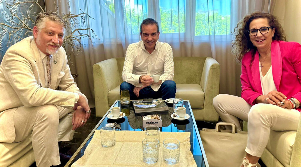 Occhiuto incontra il ministro della Cultura Giuli e la sottosegretaria all’Interno Wanda Ferro 1 Occhiuto incontra il ministro della Cultura Giuli e la sottosegretaria all’Interno Wanda Ferro