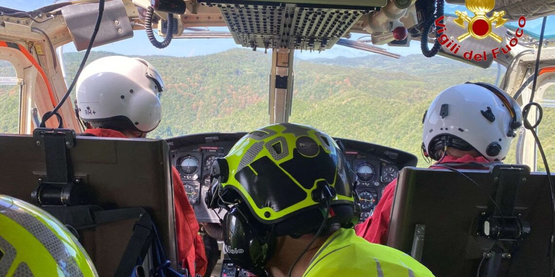Vigili del fuoco salvano turisti belgi dispersi nei boschi di Nardodipace (VIDEO)