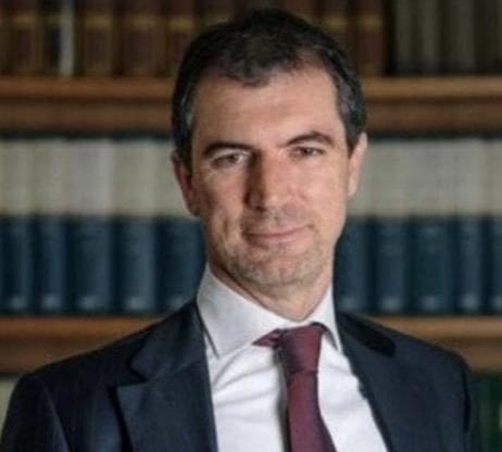 Al Giudice della Corte Costituzionale Francesco Saverio Marini il Premio dell'associazione "Viva Vitalità Italiana Calabria" 2 Immagine WhatsApp 2025 08 25 ore 02.00.56 27117ad4