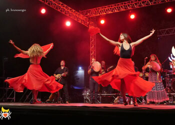 La Notte della Taranta 2025, la magia che mette voglia di cantare. E di ballare