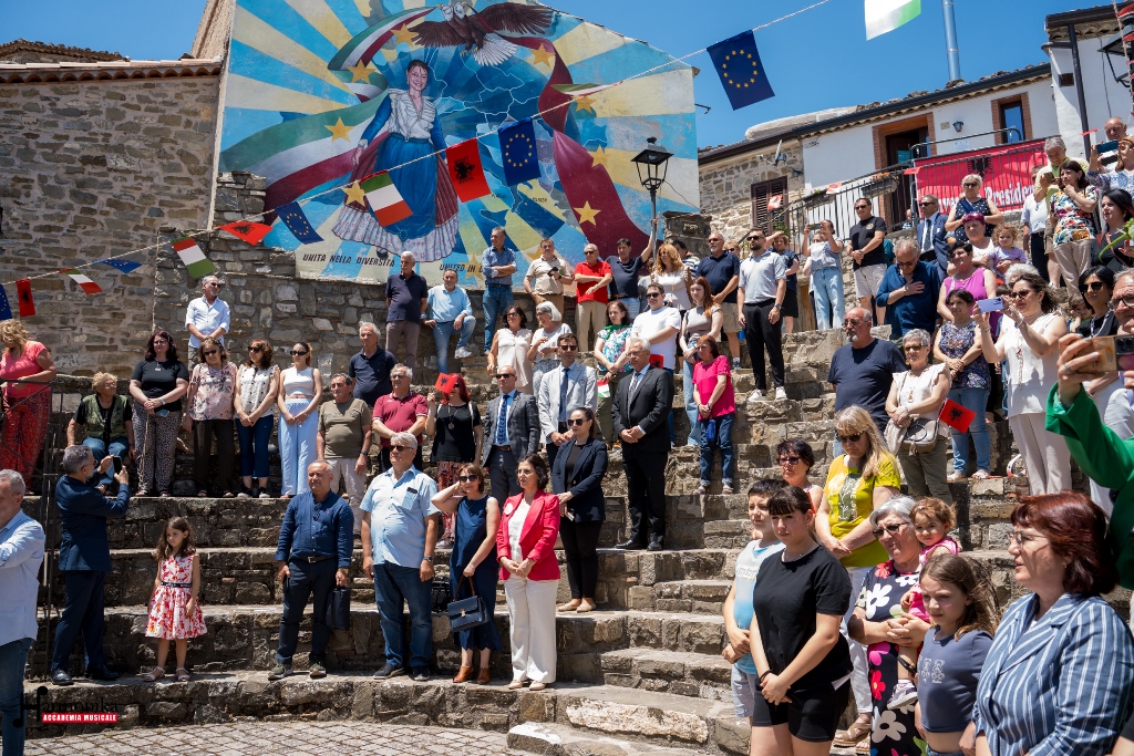 Calabria e Albania unite per nuova narrazione turistica investendo sull'entroterra 9 PLATACI PRESIDENTEALBANIA 2025 11