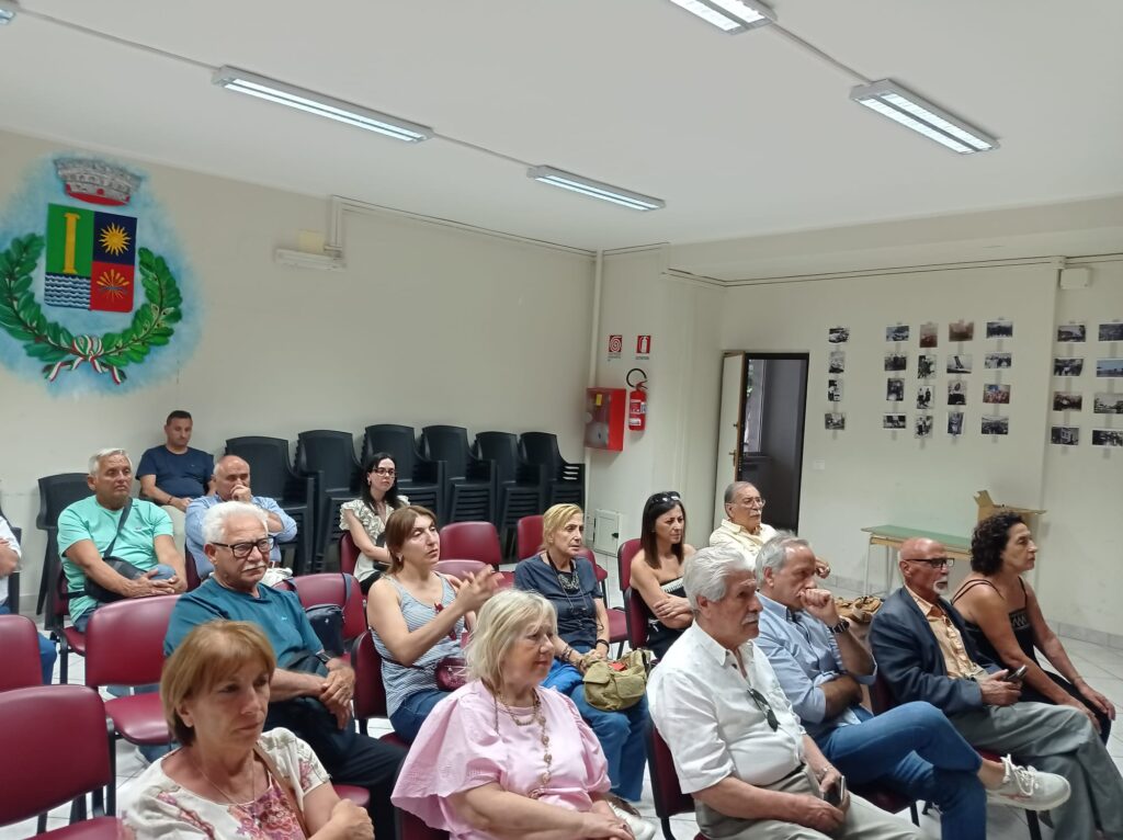Basta con le violenze agli anziani, in Calabria parte da Simeri Mare e Botricello la campagna di sensibilizzazione 3 WhatsApp Image 2025 08 04 at 14.55.44 1