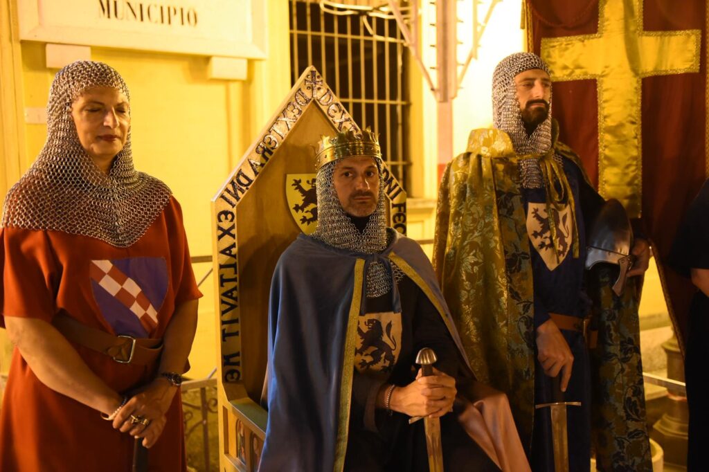 “La Castellana di Arena”: il Medioevo rivive nel segno di Ruggero I, della Contea di Arena e del Cammino del Normanno 3 WhatsApp Image 2025 08 10 at 21.52.50 3