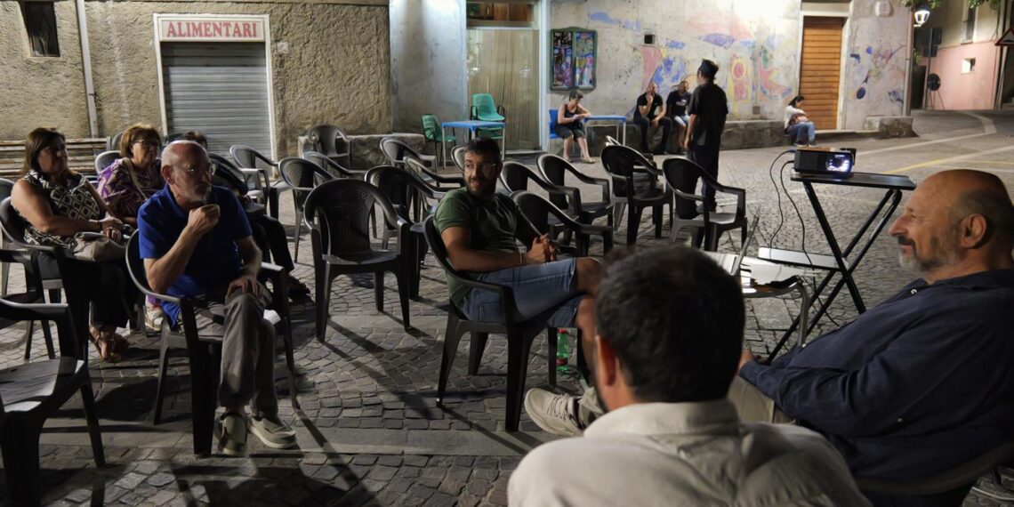 A Papasidero, famosa per la Grotta del Romito, la proiezione del film "Figli del Minotauro" 1 A Papasidero, famosa per la Grotta del Romito, la proiezione del film “Figli del Minotauro”