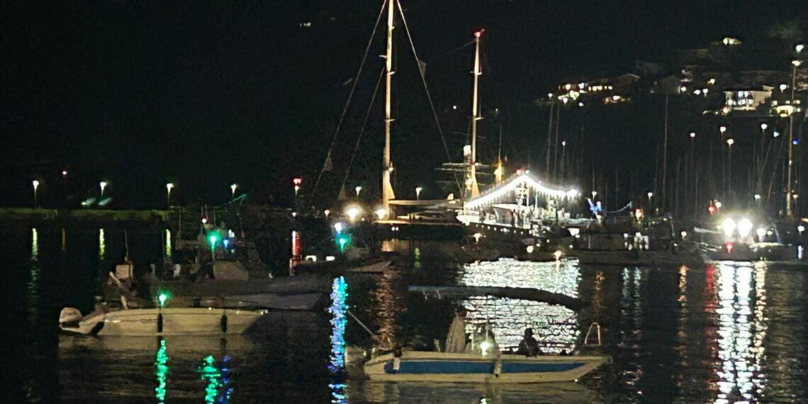 Straordinaria partecipazione a Vibo Marina per i festeggiamenti della Patrona, Stella Maris (VIDEO) 1 Straordinaria partecipazione a Vibo Marina per i festeggiamenti della Patrona, Stella Maris (VIDEO)