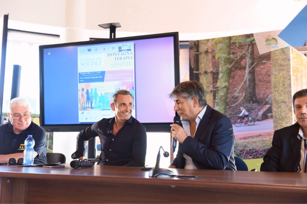 Al Festival del Sociale di Serra S. Bruno, il Parco delle Serre protagonista del focus sulla Montagna terapia 10 WhatsApp Image 2025 08 20 at 20.51.31 1