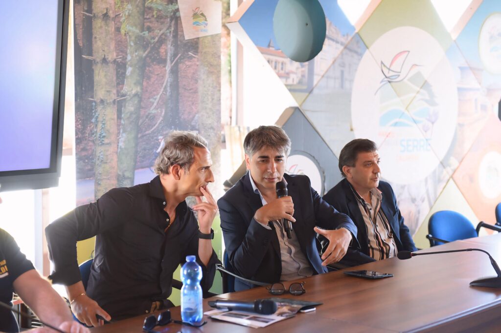 Al Festival del Sociale di Serra S. Bruno, il Parco delle Serre protagonista del focus sulla Montagna terapia 9 WhatsApp Image 2025 08 20 at 20.51.31 2