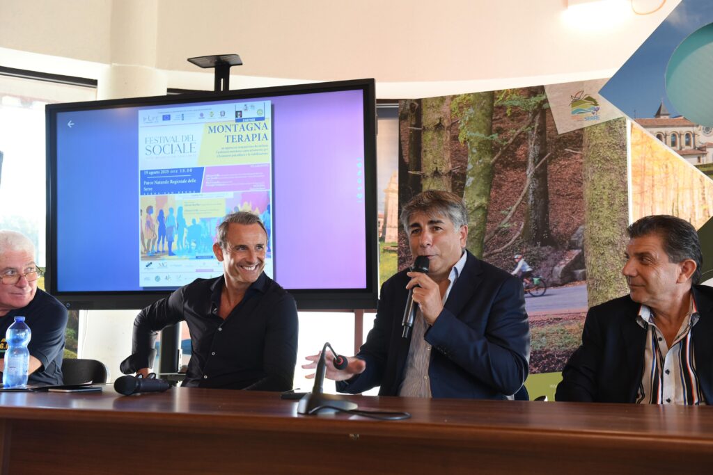 Al Festival del Sociale di Serra S. Bruno, il Parco delle Serre protagonista del focus sulla Montagna terapia 4 WhatsApp Image 2025 08 20 at 20.51.32 2