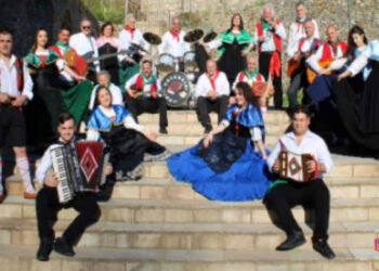 A Vibo Marina lo spettacolo con il Gruppo etnico Folk “Cori Calabrisi”