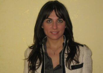 Un temporale estivo sulla politica vibonese: Laura Pugliese lascia il PD e approda a Casa Riformista-Italia Viva 4 Pugliese lascia la presidenza della I Commissione e avverte il sindaco: politicamente inopportuno scaricare i Riformisti