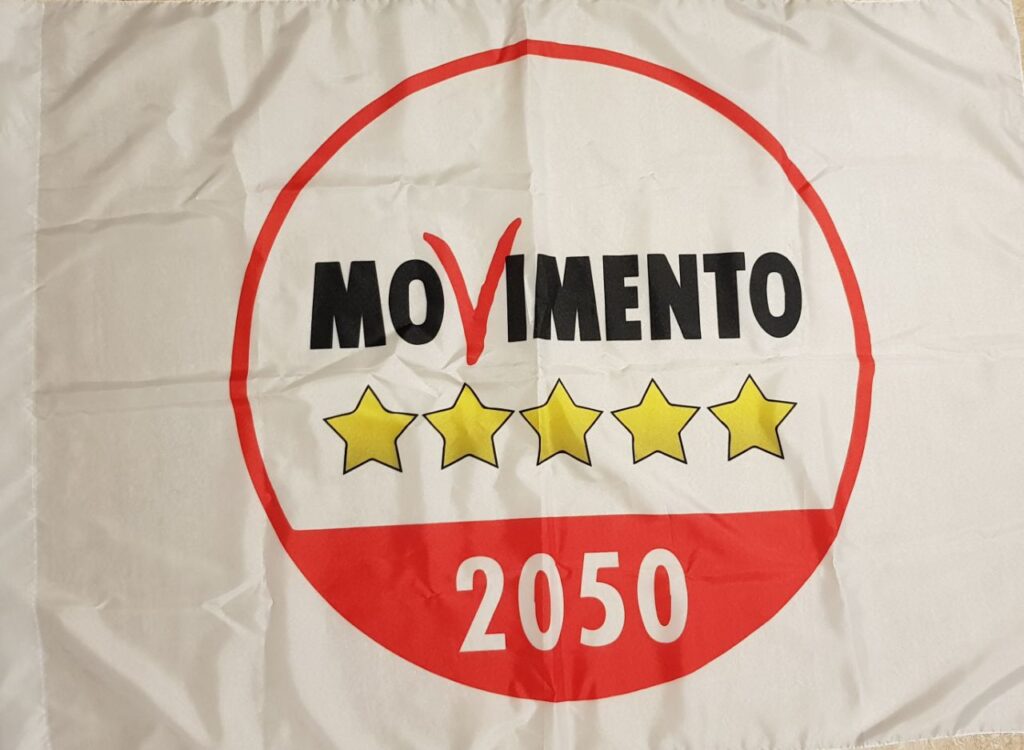 movimento 5 stelle logo bandiera