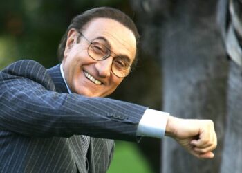 Pippo Baudo e il legame con Vibo Valentia. Quella volta che al 501 si mise a canticchiare “Fiorellin del Prato”…